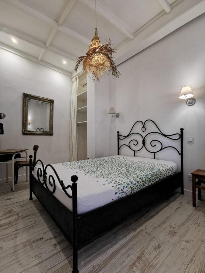 Hotel Jardin Vieux Port Panier Marseilles Exterior foto