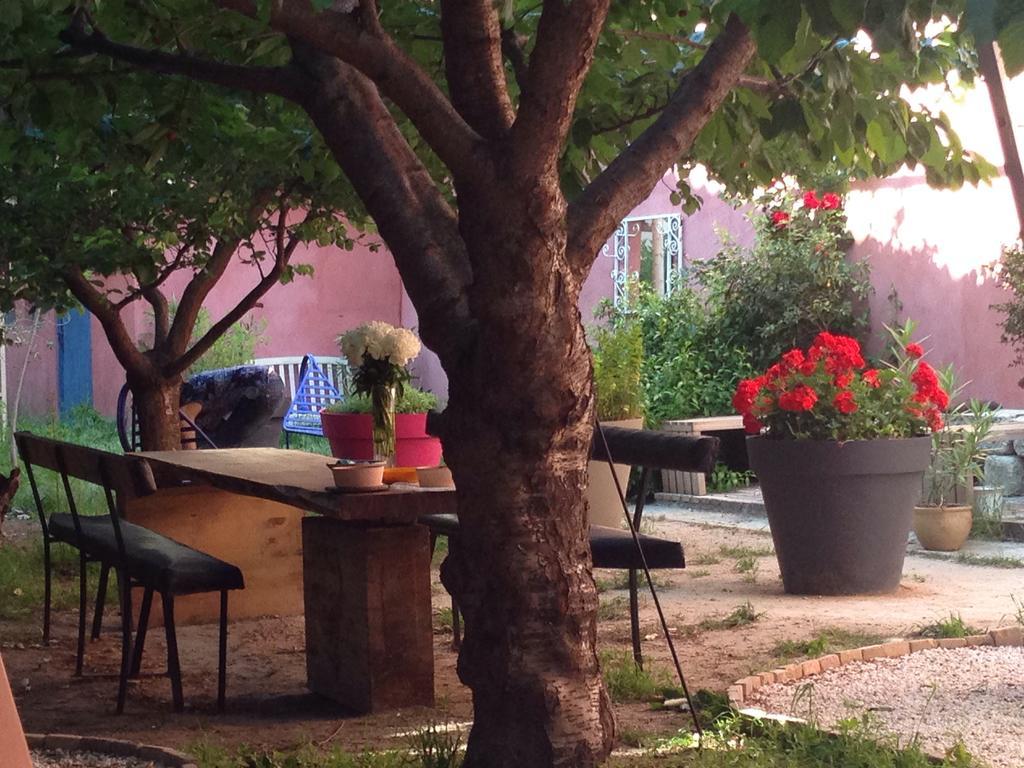 Hotel Jardin Vieux Port Panier Marseilles Zimmer foto