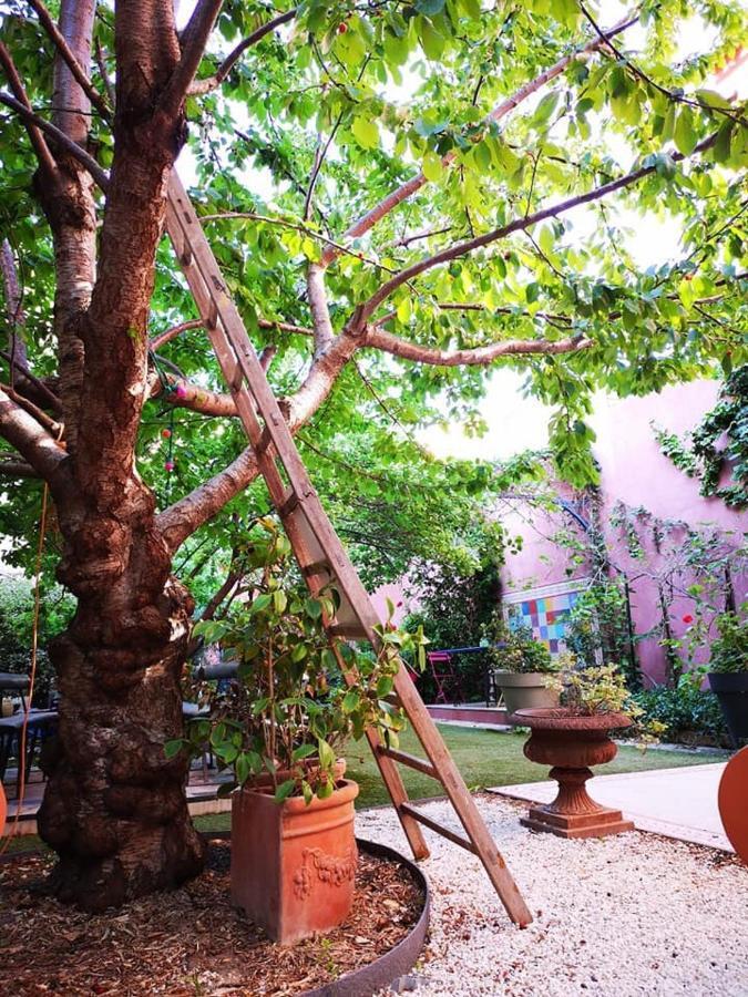 Hotel Jardin Vieux Port Panier Marseilles Exterior foto